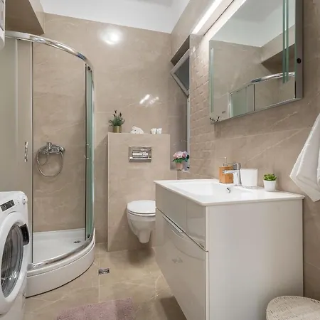 Sun C - Stari Apartment *